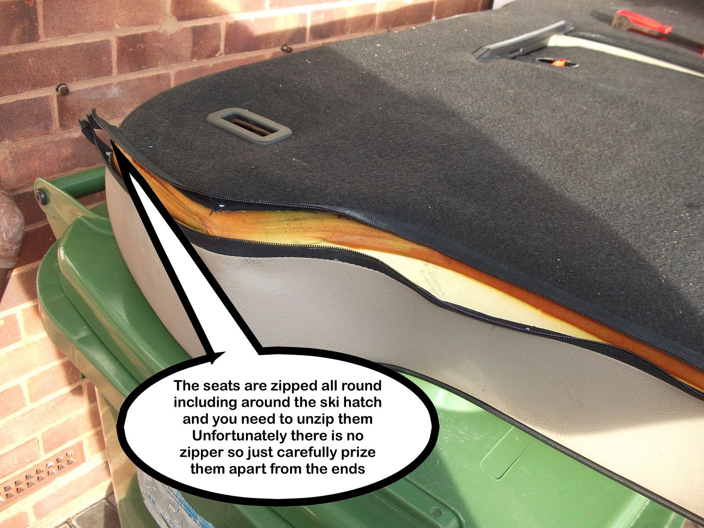 Definitive "How to" repair saloon jammed non folding rear seat The 75